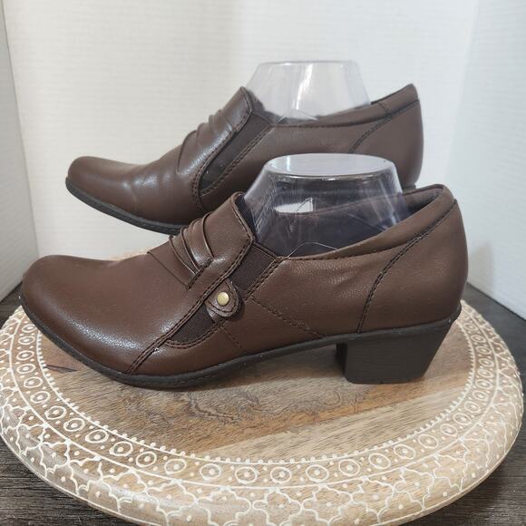 NWOT Bass Brown Faux Vegan Leather Blair Go to Comfort Slip on Shoes Women 8.5 - Picture 4 of 8